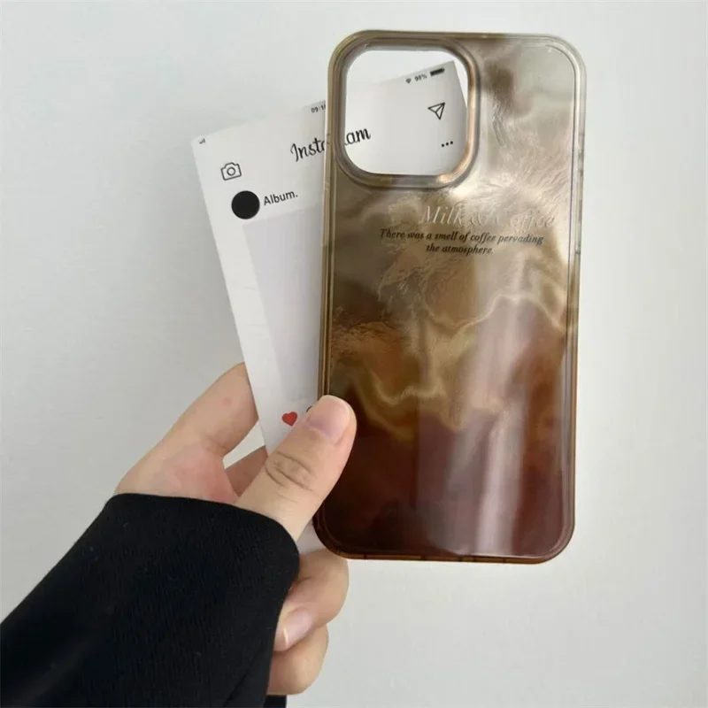 高級感のあるコーヒー色のグラデーションデザインのiPhone - Phone Cases Expensive のレビューと価格