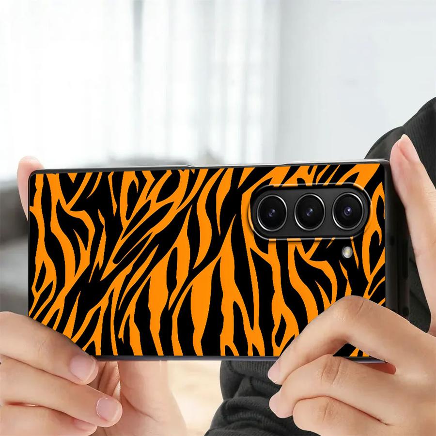 ゼブラストライプひまわりバックフォンカバーケース Samsu - Phone Cases Z Fold 5 のレビューと価格