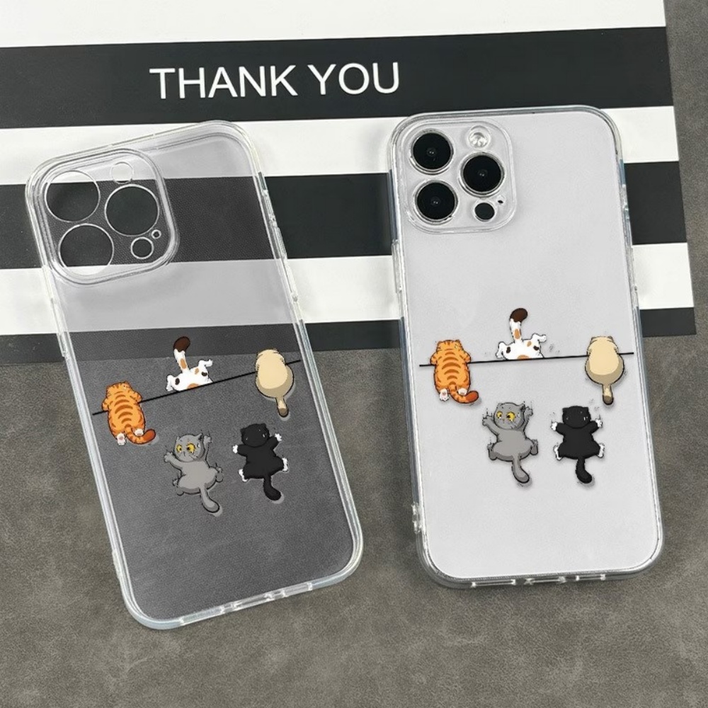 5匹のかわいい猫柄のスマホケース iPhone 11 12  - Phone Cases Like Loopy のレビューと価格