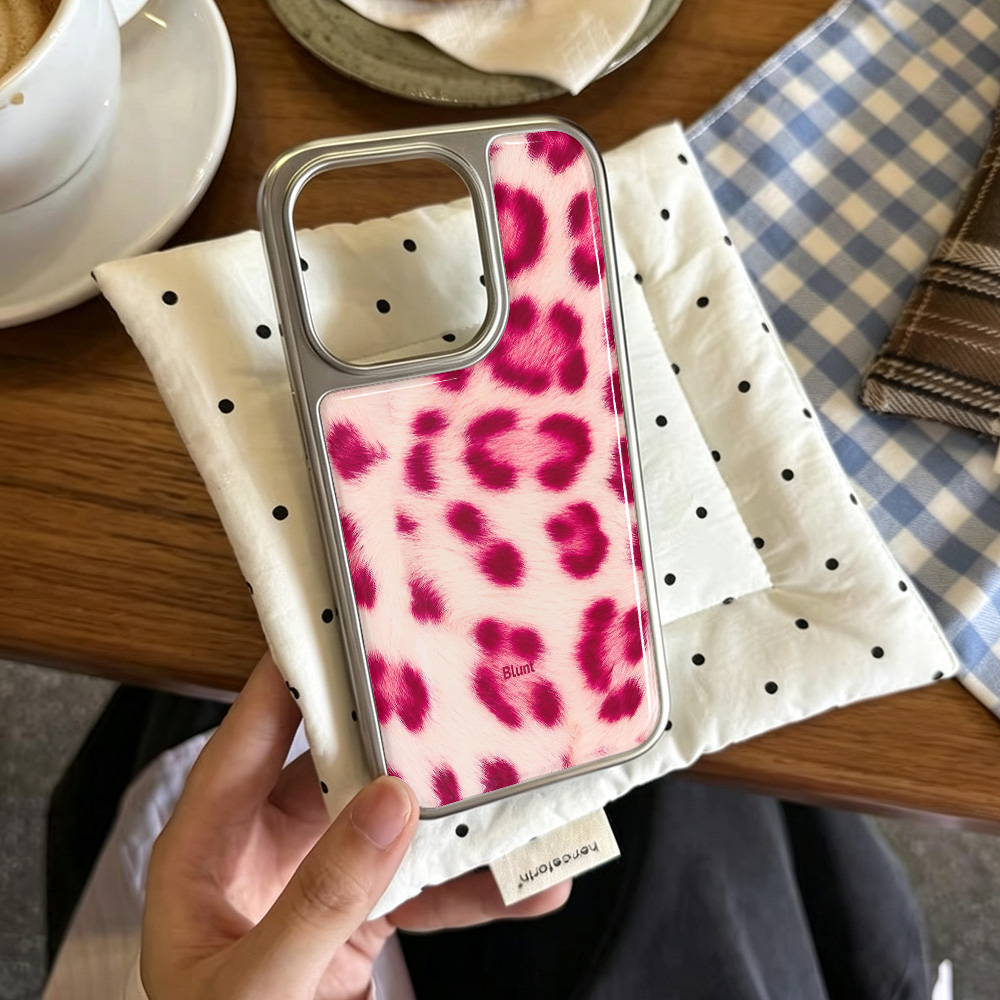 高級感のあるピンクのレオパード柄アートフォンケース iPho - Phone Cases Blunt のレビューと価格
